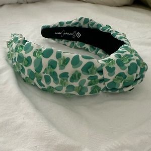 Brianna Cannon green and white star headband
